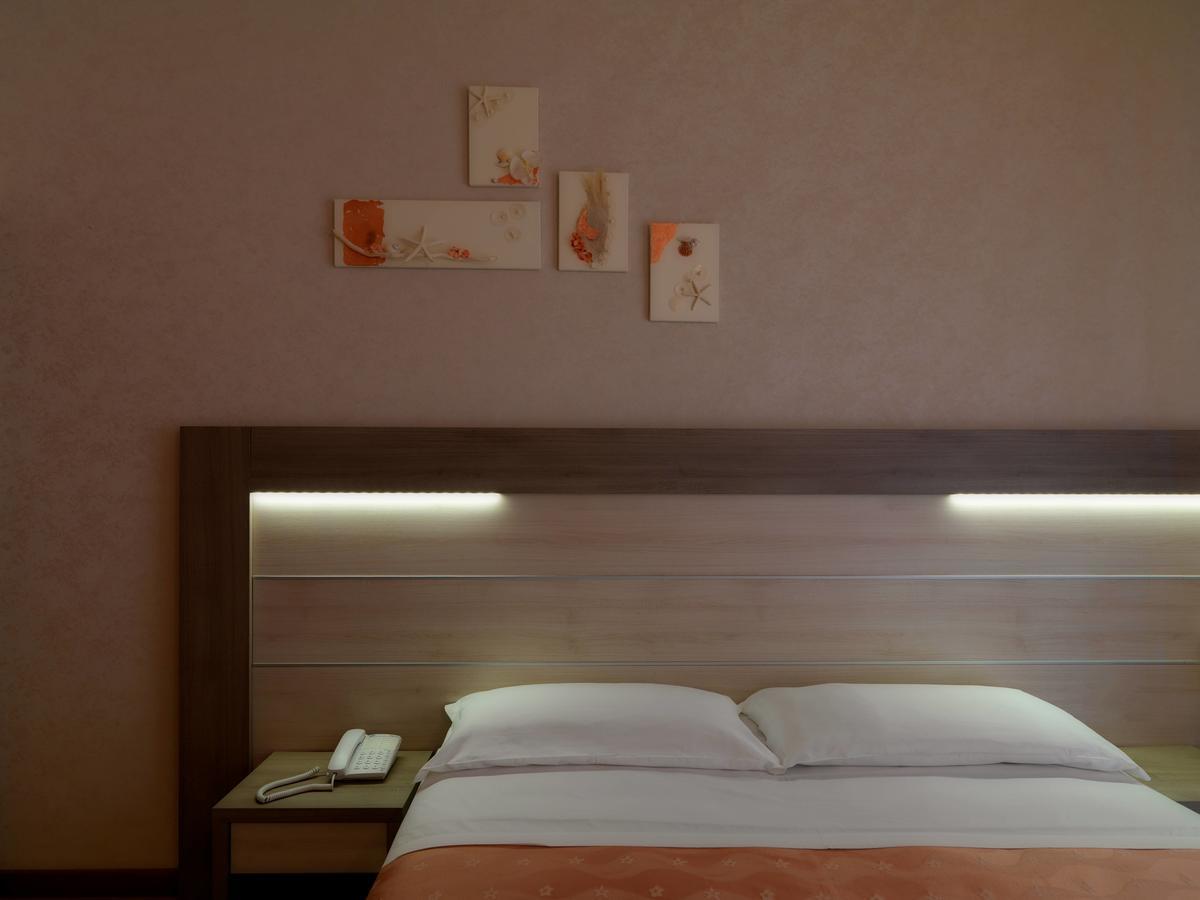 Hotel Ombretta Mare 리미니 외부 사진